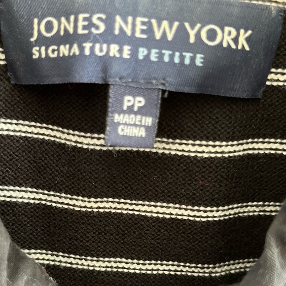 Jones New York Women's Black White Striped Button Up Knit Sweater Size Petite PP - Picture 8 of 11